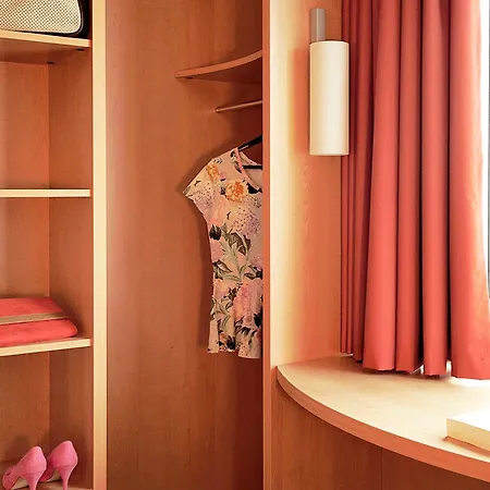 Ibis Paris Porte De 3* Bagnolet