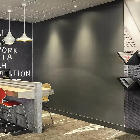 Ibis Paris Porte De Bagnolet