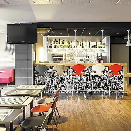 Ibis Paris Porte De 3* Bagnolet
