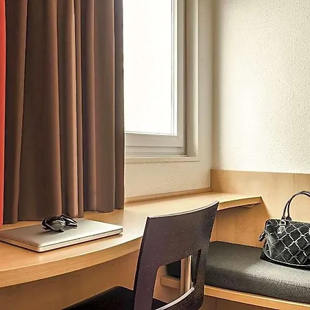 Hotel Ibis Paris Porte De Bagnolet