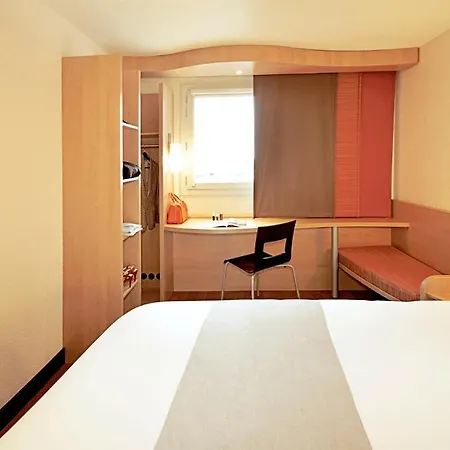 Otel Ibis Paris Porte De