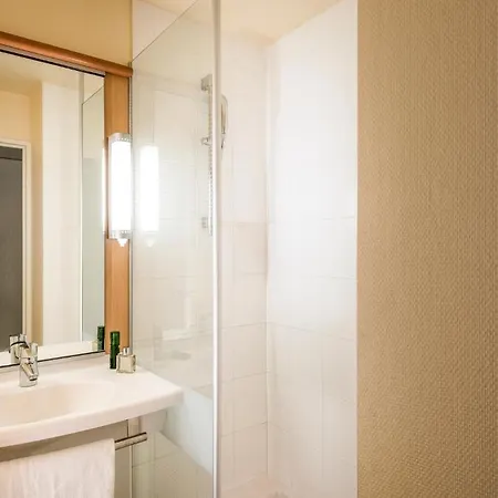 Otel Ibis Paris Porte De Bagnolet