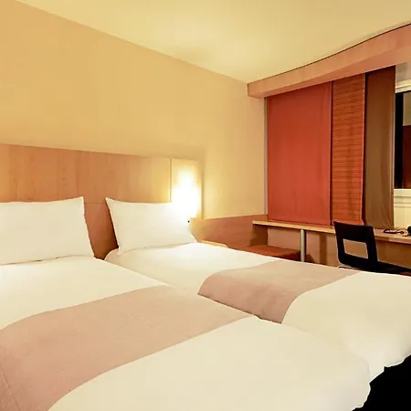 Ibis Paris Porte De 3* Bagnolet