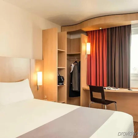 Ibis Paris Porte De Bagnolet