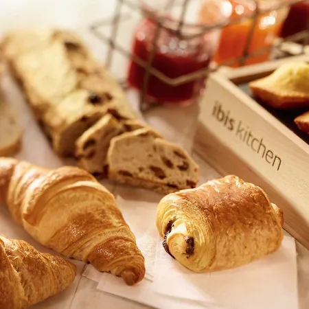Ibis Paris Porte De Баньоле
